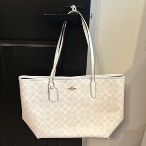 Coach White Tote Bag
